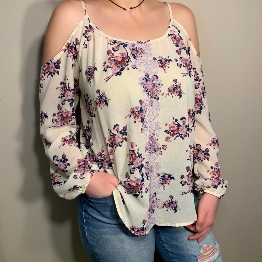 Floral open shoulder blouse